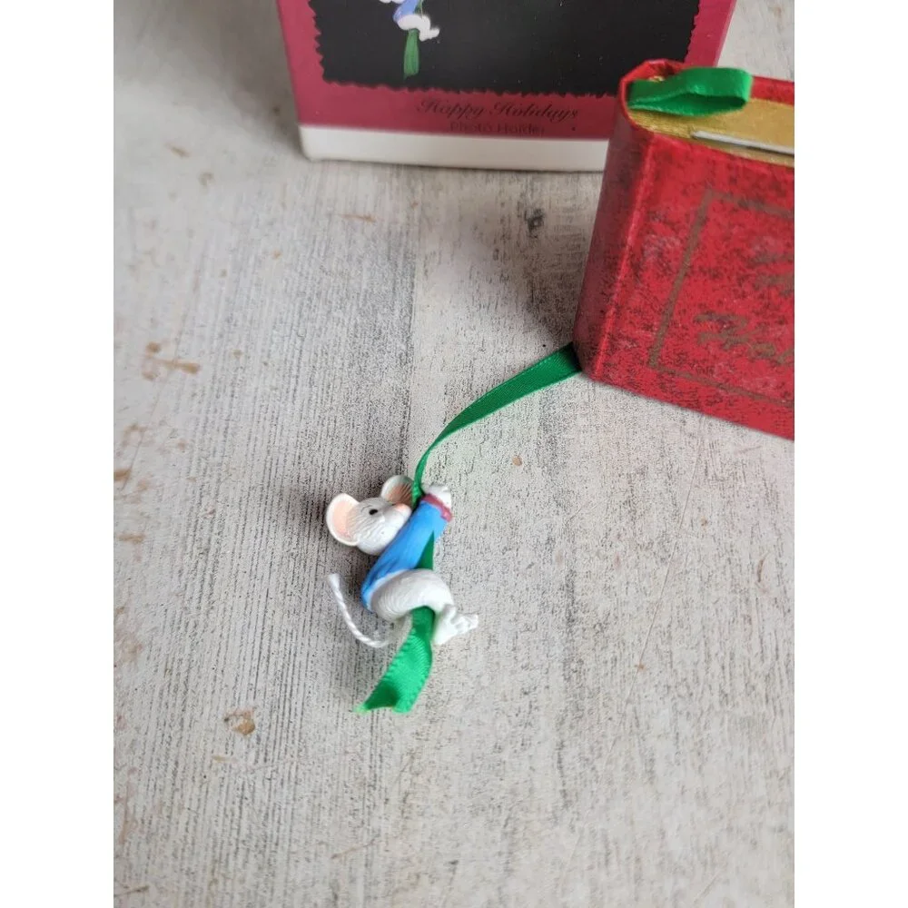 Hallmark NEW happy holidays photo‎ holder Mouse ornament Xmas